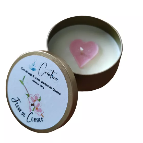 Bougie parfumée cœur - Fleur de cerisier - pot métal doré - minimum 150 g